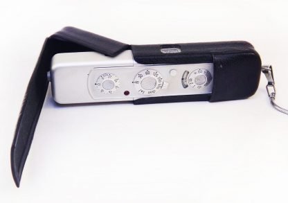 Minox C, antiga câmera mini espiã, década 60-70, guerra fria