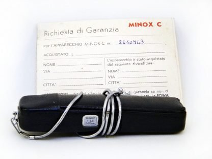 Minox C, antiga câmera mini espiã, década 60-70, guerra fria