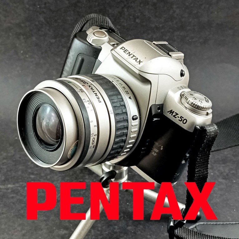 Câmera analógica Pentax MZ-50 + Lente 35-80mm e bolsa, alça e